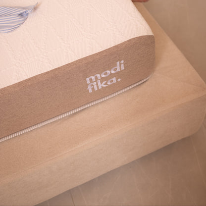 Capa Box Velare Modifika Casal em Tecido Bouclé com Acabamento Sofisticado