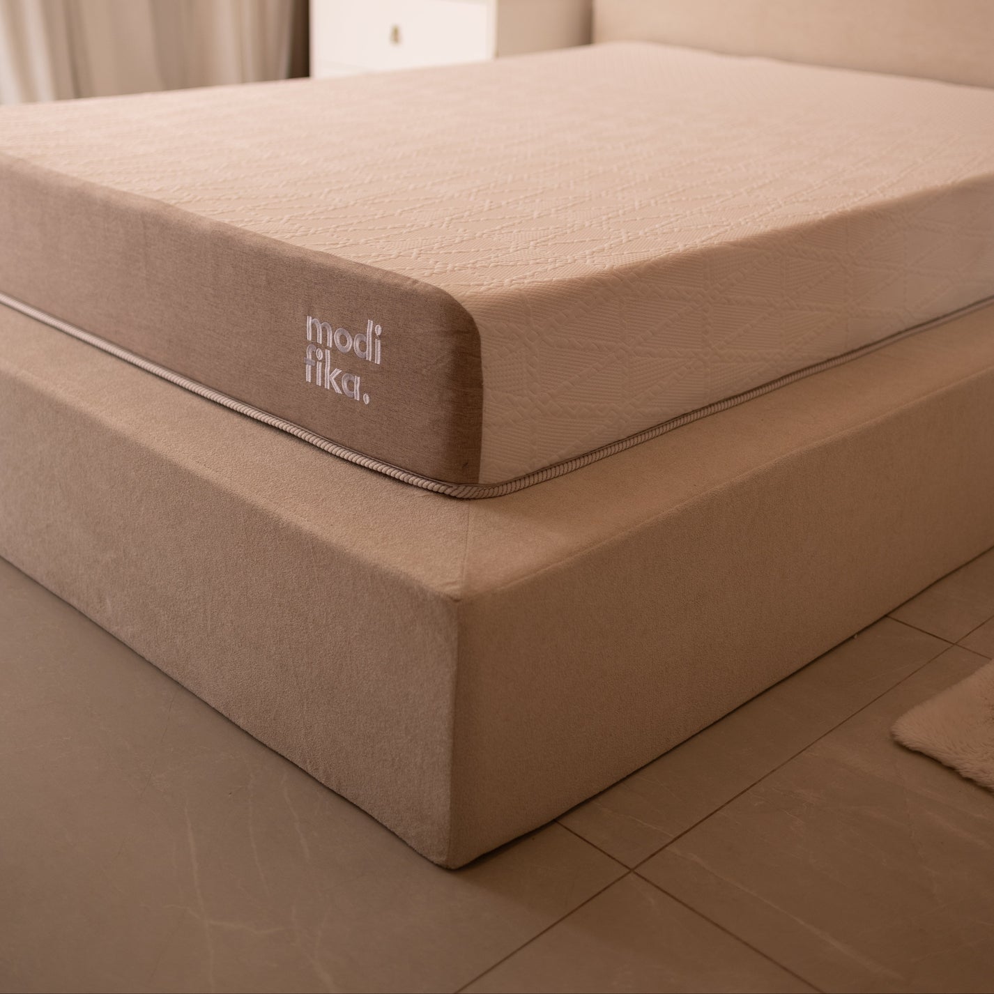 Capa Box Velare Modifika Casal em Tecido Bouclé com Acabamento Sofisticado — imagem 22