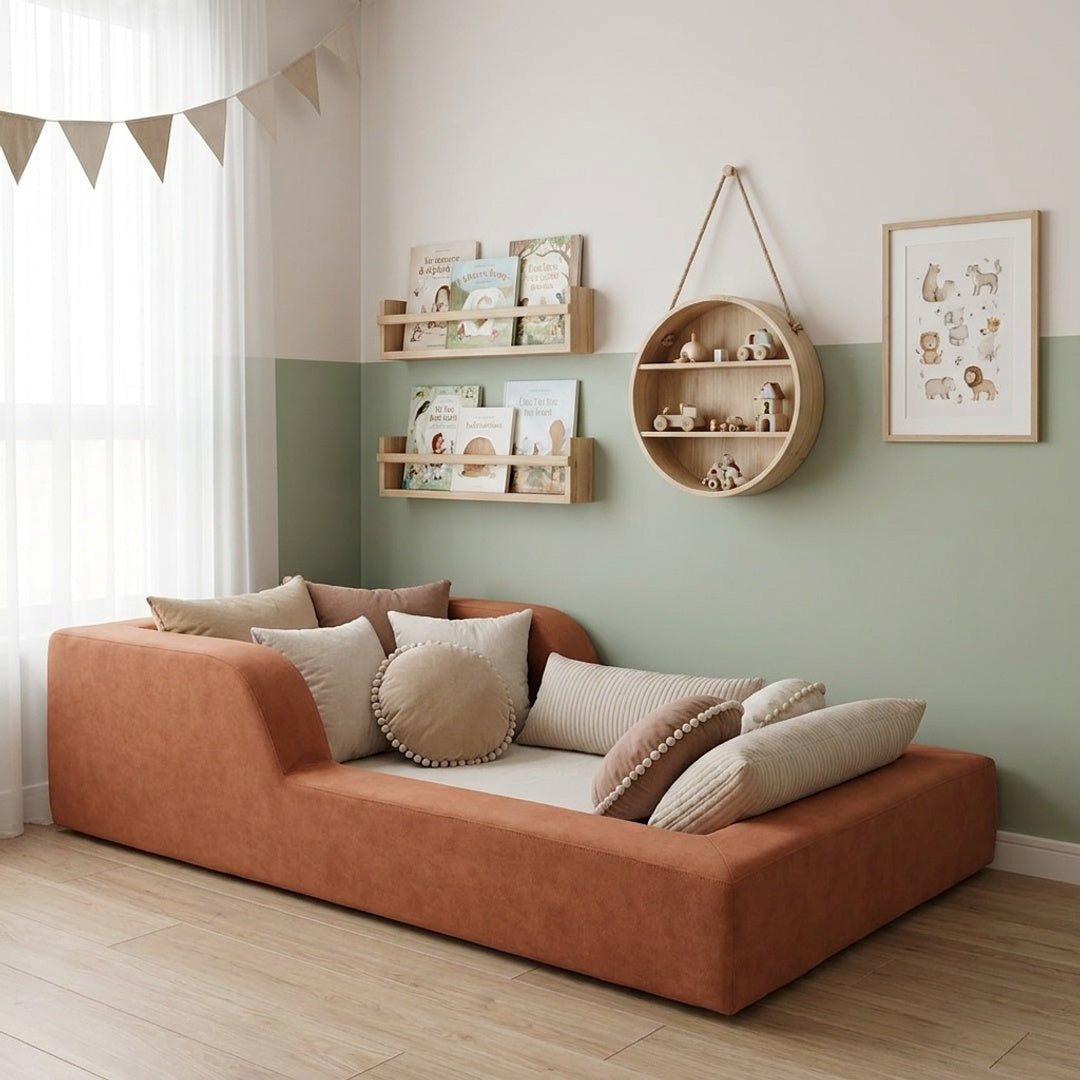 Mini Cama Montessoriana Reta (com colchão) em ambiente decorado